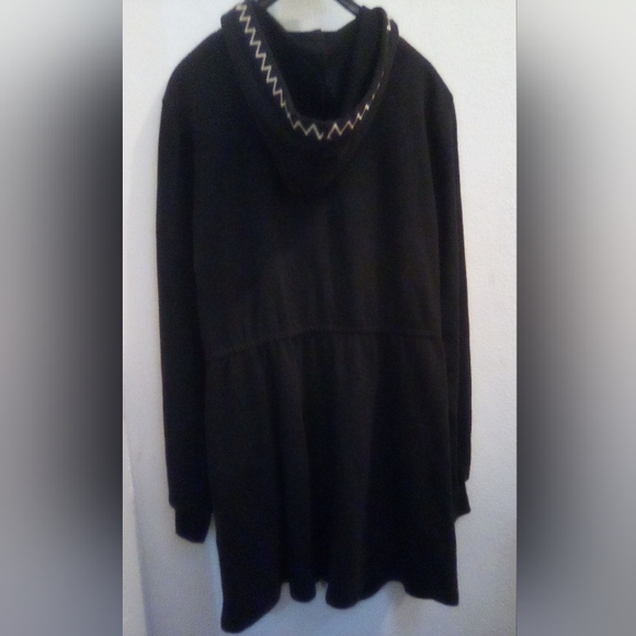 Solitaire Black Hoodie with Floral Embroidery Size L Bohemian - Picture 11 of 14